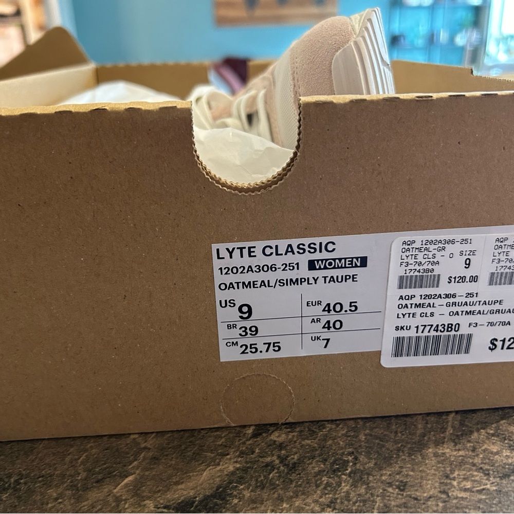 ASICS Sneakers - Picture 5 of 5